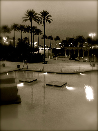 Luxor Palms