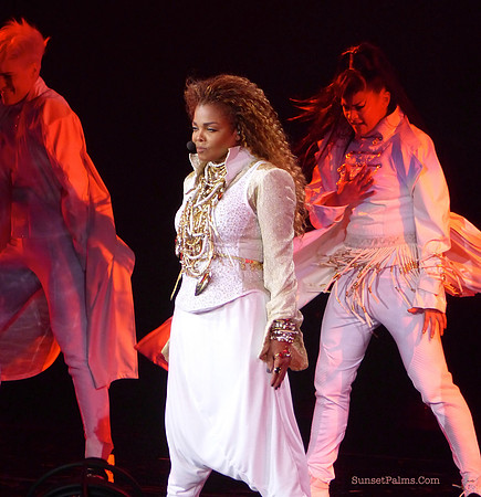 Janet Jackson - Unbreakable Tour