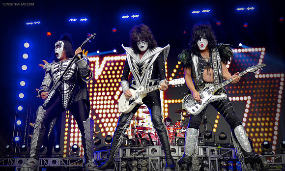 KISS