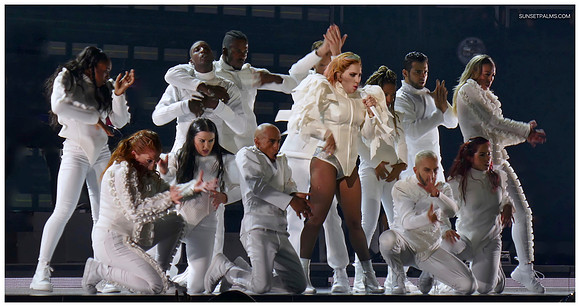 Lady Gaga - Joanne World Tour